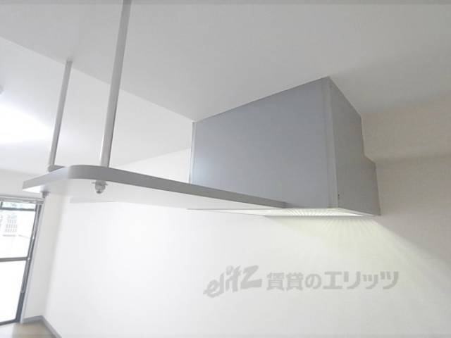 収納　食器がしまえます