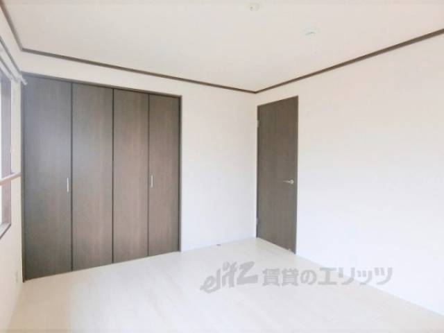 洋室　6帖