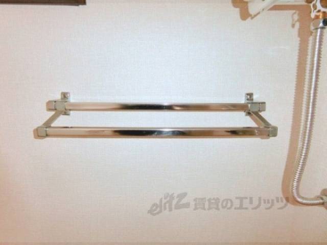 タオル掛け　洗面所