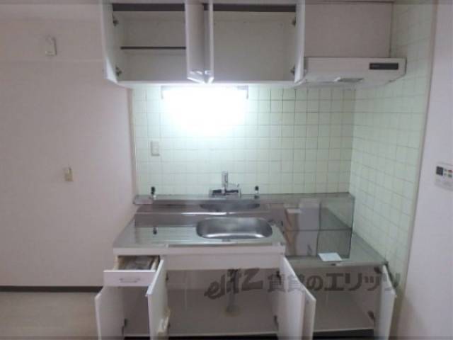 キッチン　収納