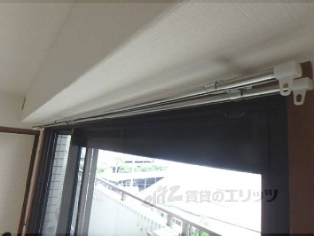 カーテンレール