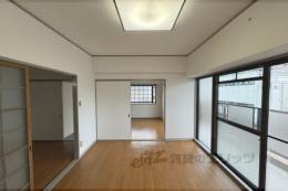 シャトー山本室内写真1