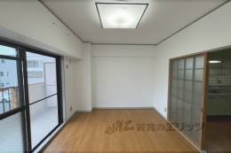 シャトー山本室内写真2