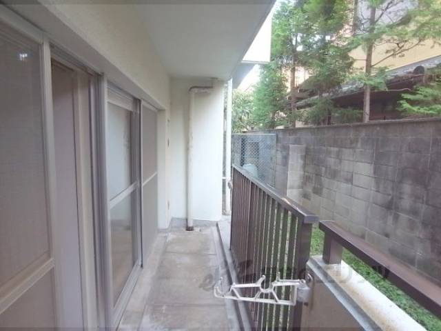 ベランダ　東側べランダ