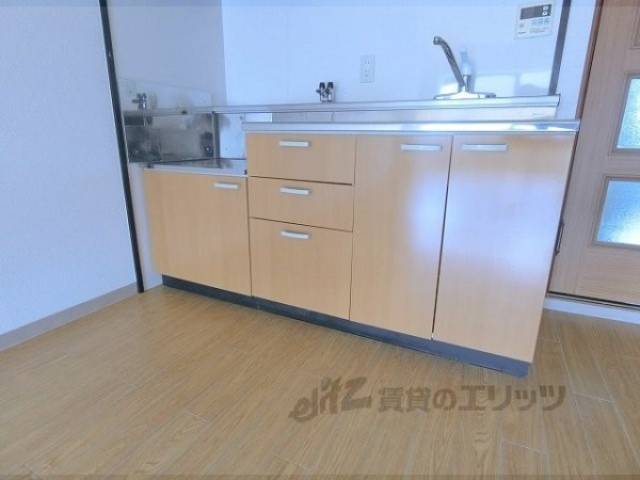 キッチン　下部収納