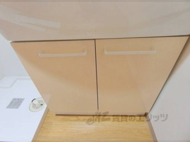 洗面所　下部収納