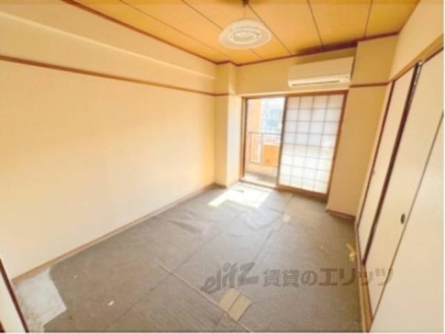 和室　畳み張替前