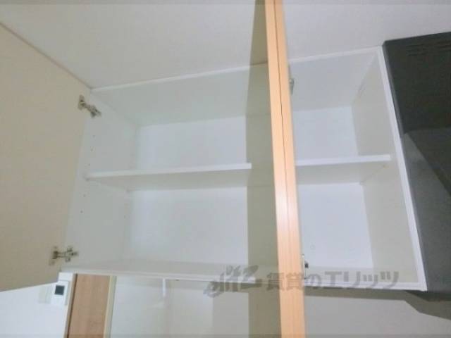 キッチン　上部収納