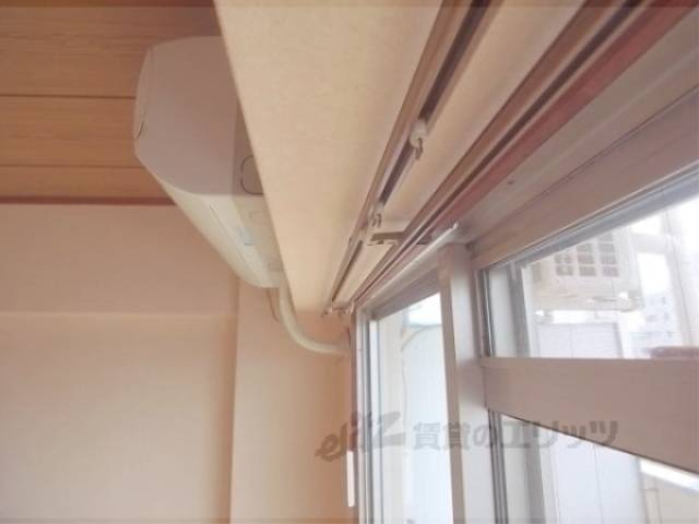 カーテンレール