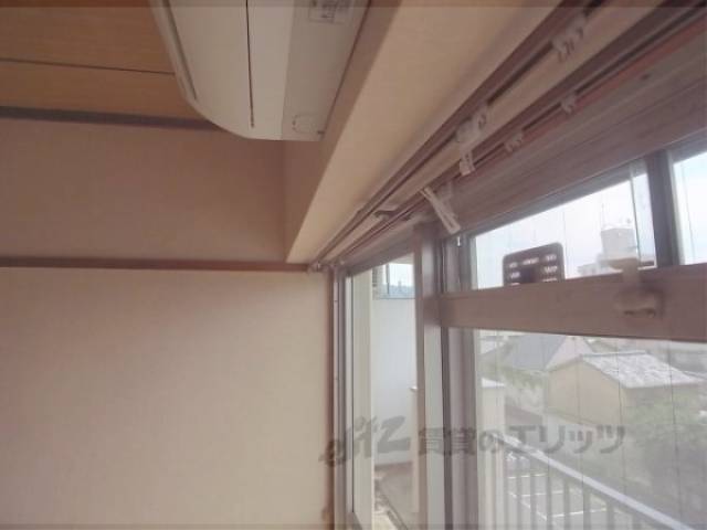 カーテンレール