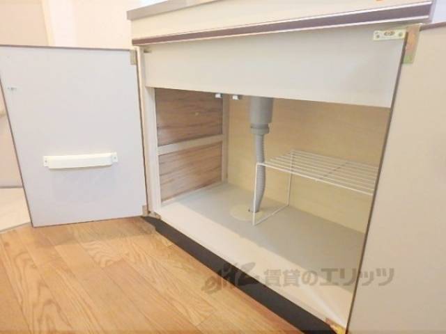 キッチン　下部収納