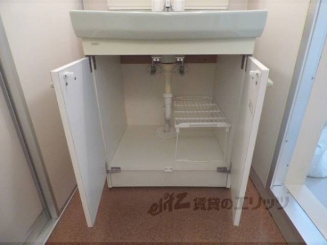 洗面所　収納