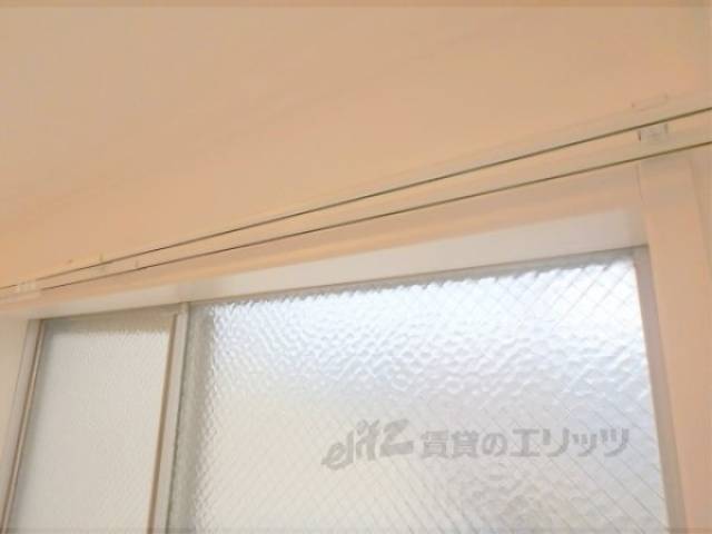 カーテンレール