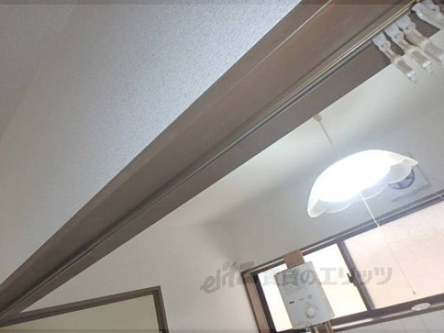 カーテンレール