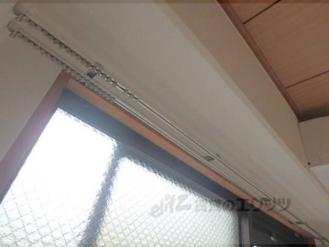 カーテンレール