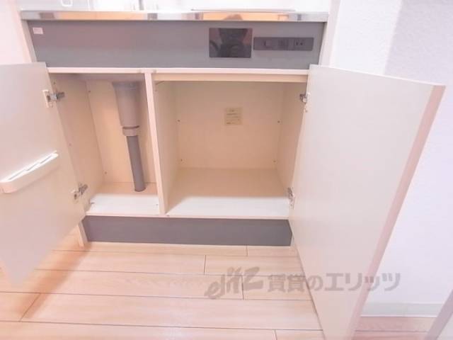 キッチン　収納場所
