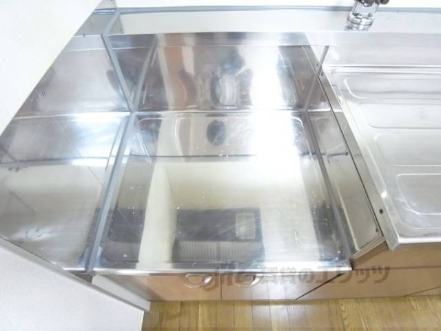 キッチン　コンロスペース