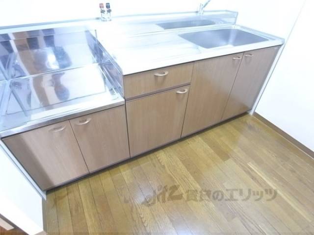 キッチン　下部収納