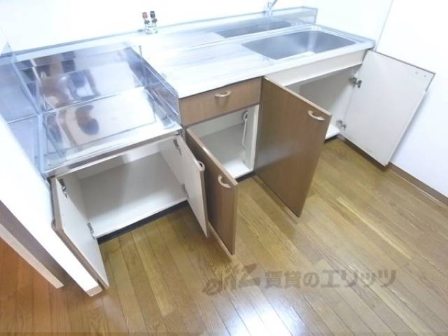キッチン　下部収納