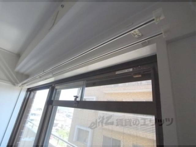 カーテンレール