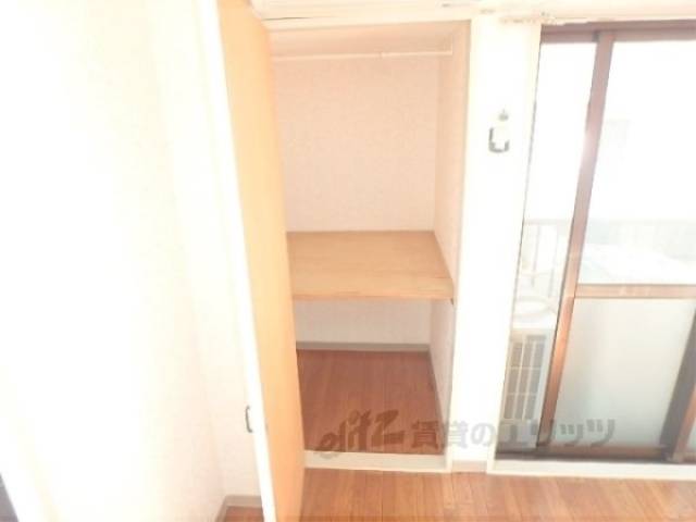 収納　奥行きもあり荷物もたくさん入れれます