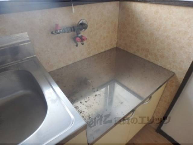 キッチン　コンロ置場