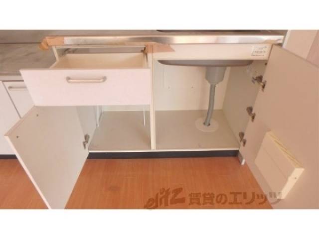 キッチン　キッチン下部収納
