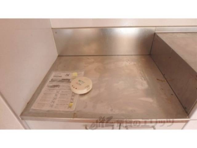 キッチン　コンロ置き場