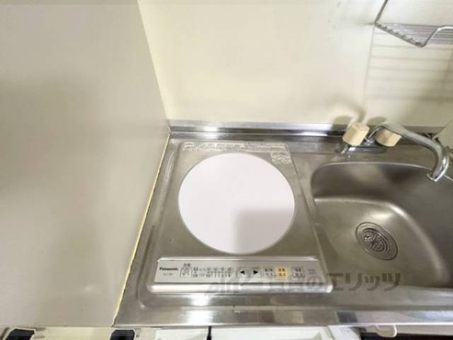 冷蔵庫置場　コンロ