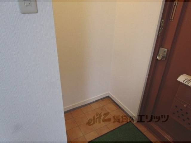 玄関　靴箱置き