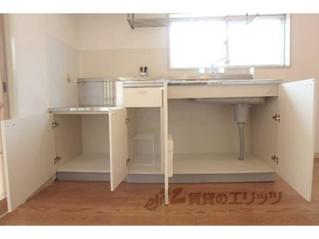 キッチン　収納