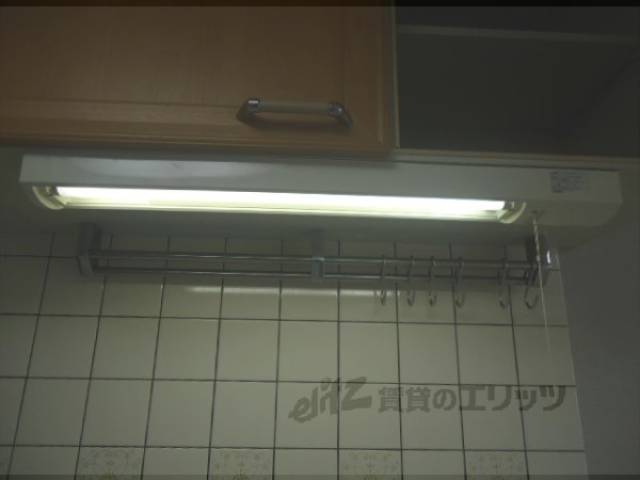 キッチン　照明