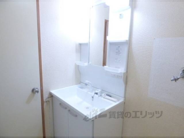 洗面所　独立洗面台