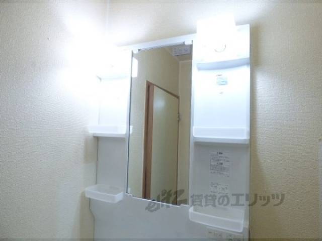 洗面所　洗面鏡