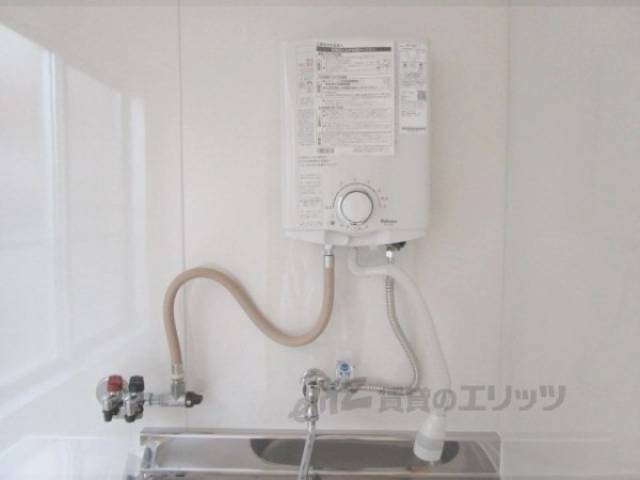 キッチン　給湯器