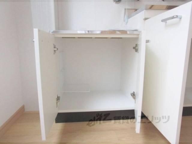 キッチン　収納