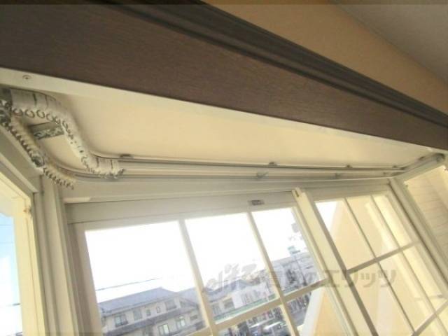 カーテンレール