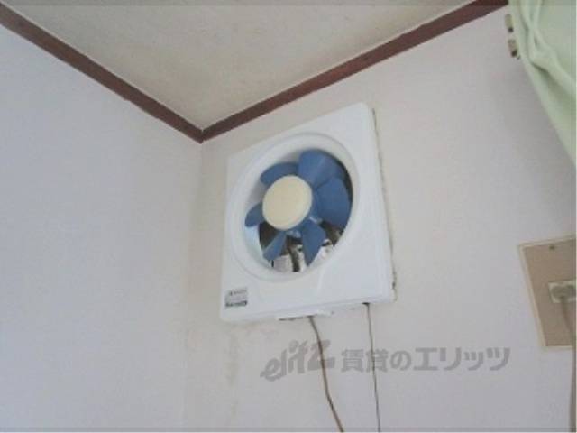 キッチン　換気扇