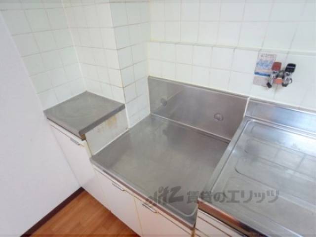 キッチン　コンロ置き場