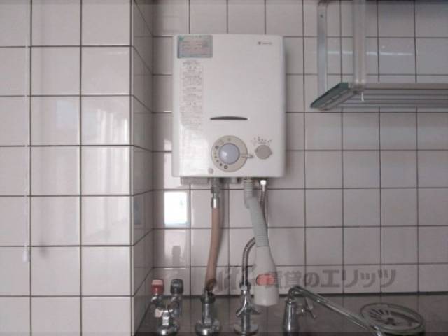 ガス給湯器