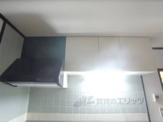 キッチン　キッチン上部収納