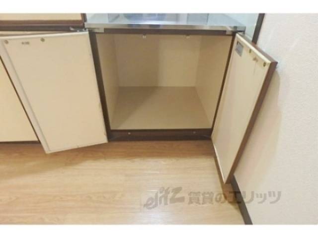 キッチン　キッチン下部収納