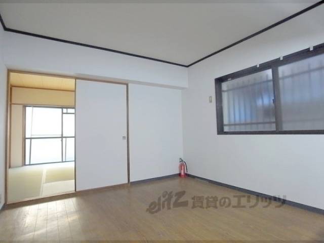 リビング　ダイニング