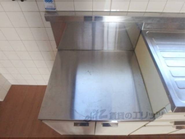 キッチン　コンロ置場