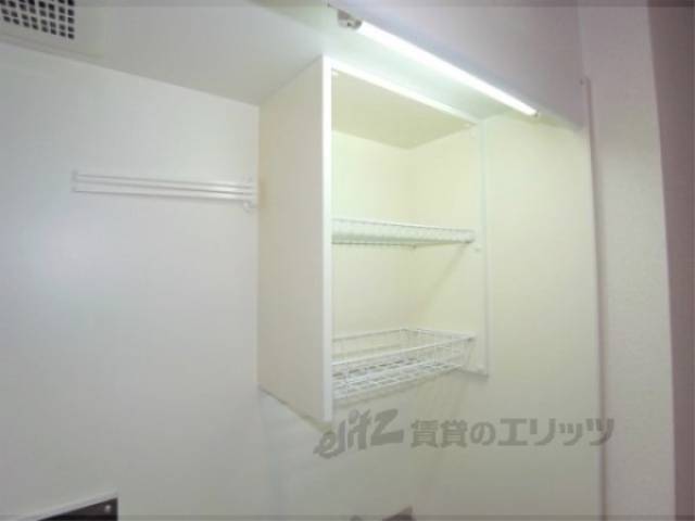 キッチン　収納