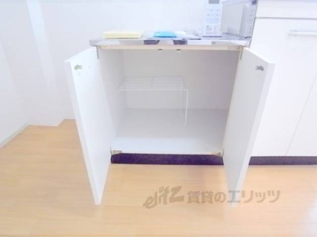キッチン シンク下収納