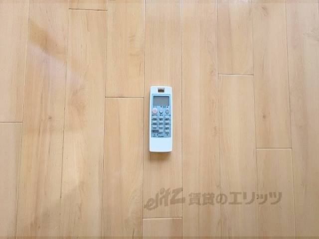 エアコンリモコン