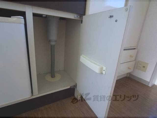 キッチン　収納