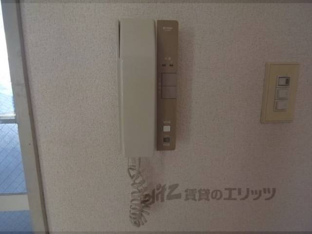 インターホン