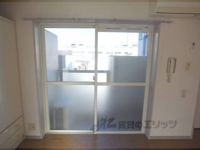 居室　窓